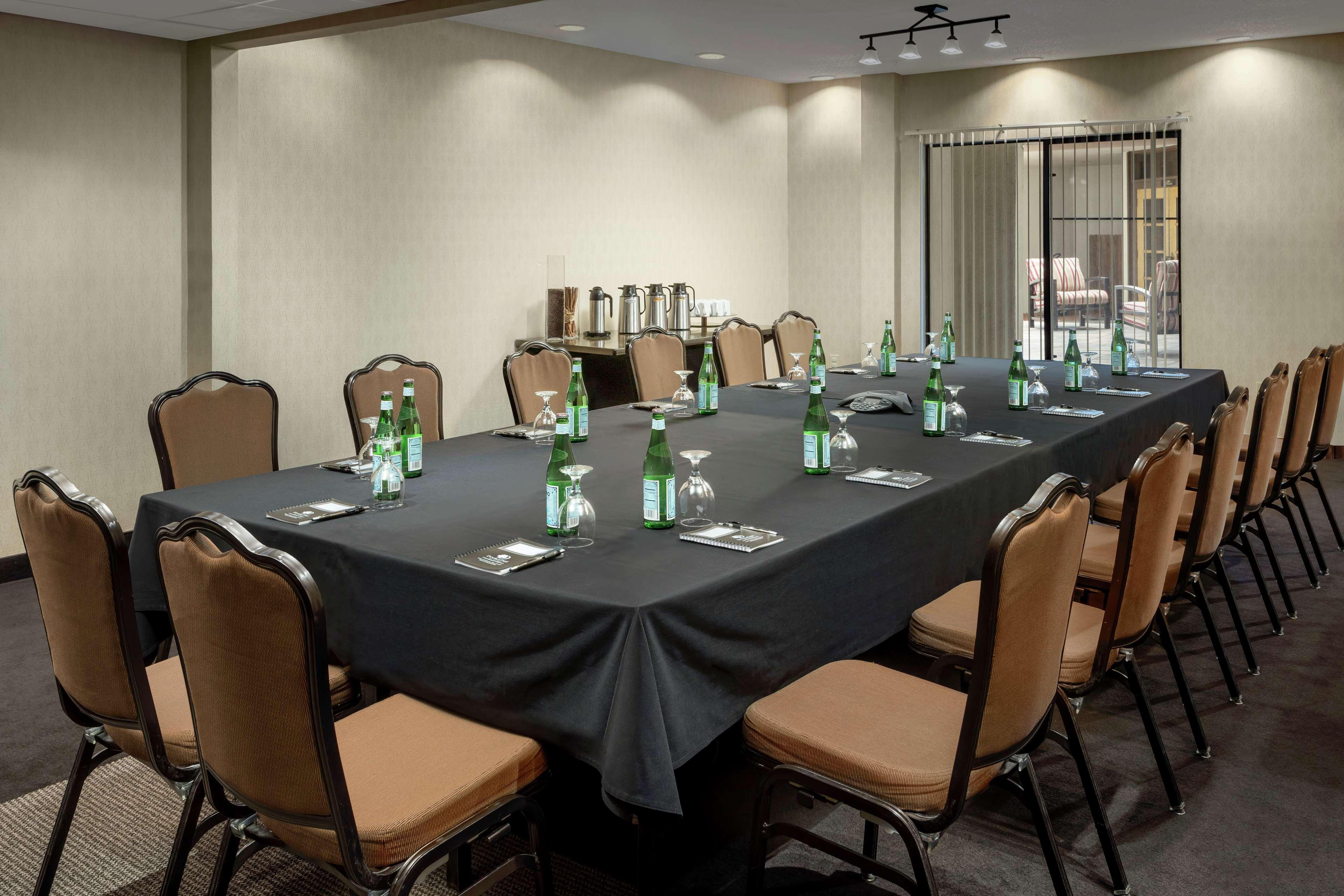 Doubletree By Hilton Colorado Springs Hotel Eksteriør billede