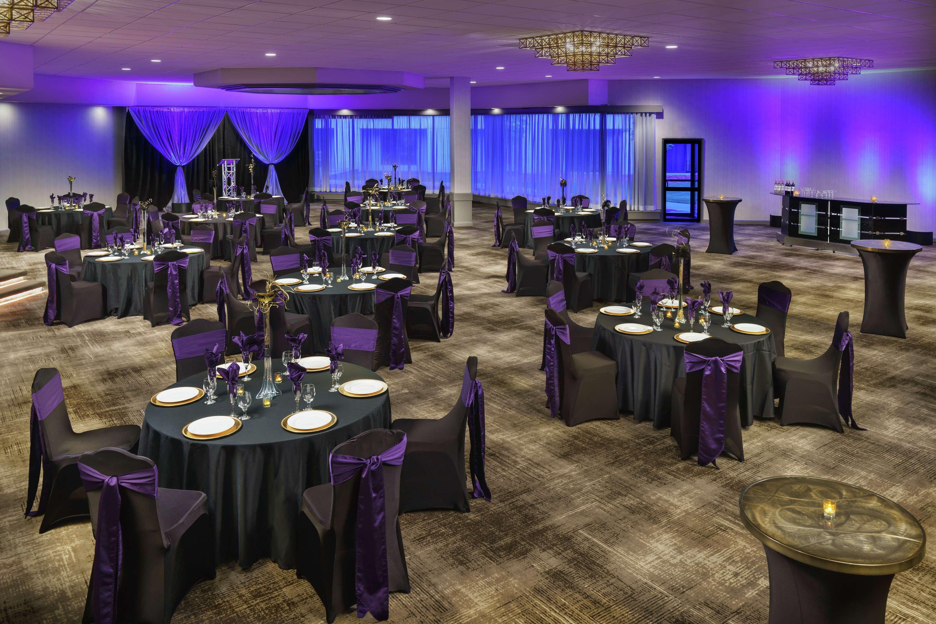 Doubletree By Hilton Colorado Springs Hotel Eksteriør billede