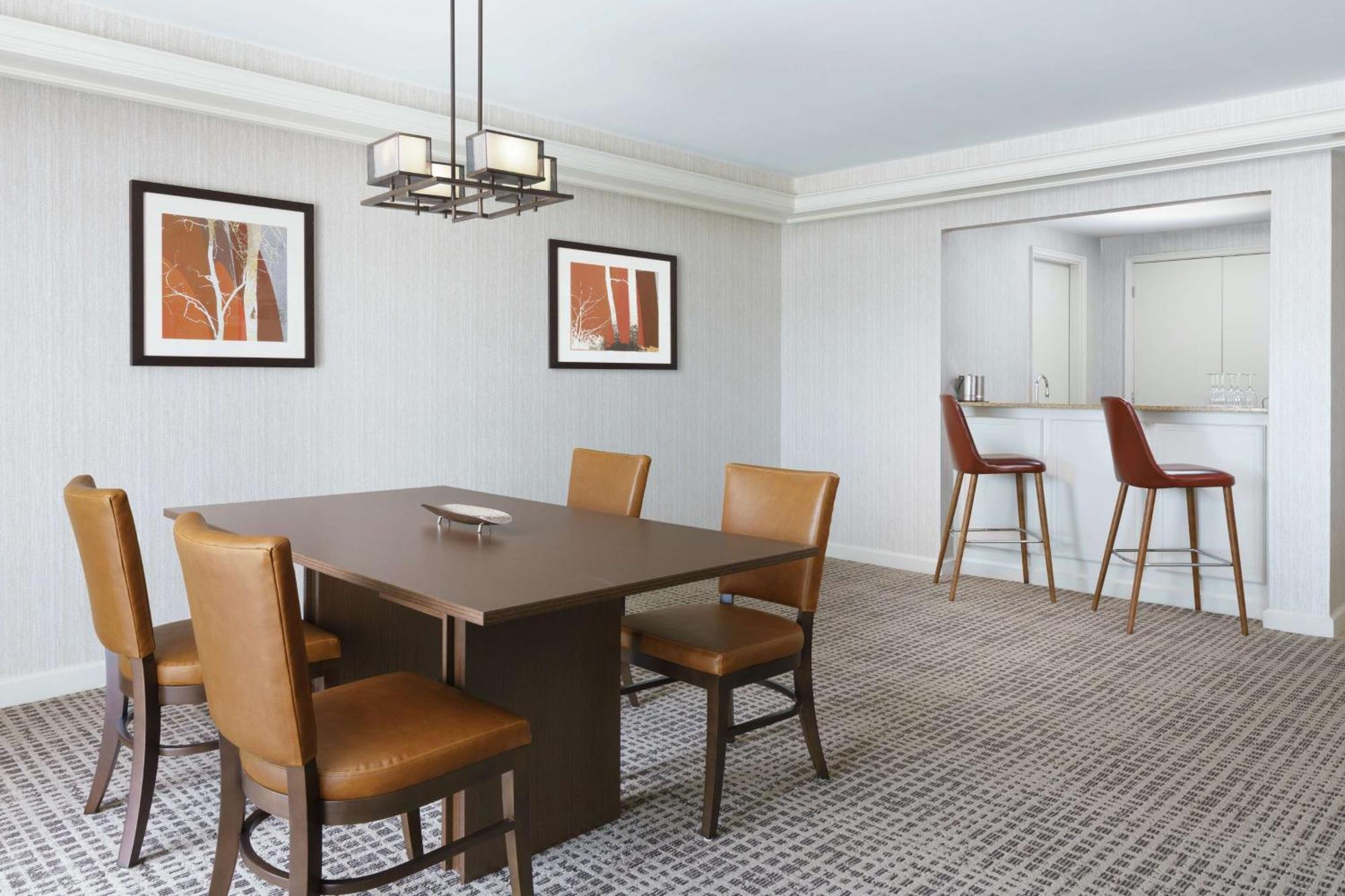 Doubletree By Hilton Colorado Springs Hotel Eksteriør billede